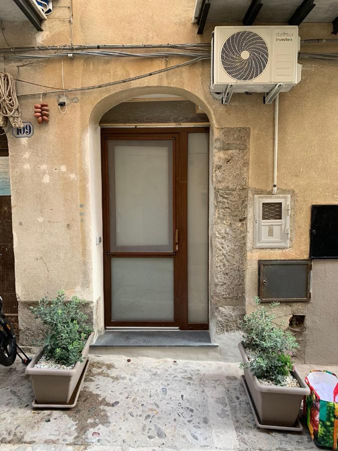 Vitrani'S House Apartments チェファル エクステリア 写真